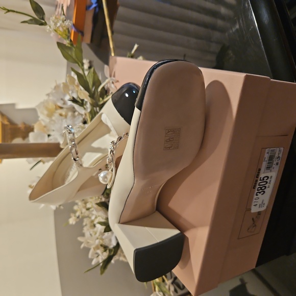 Mary Jane, Mary Jane, where have you been? - Picture 2 of 5